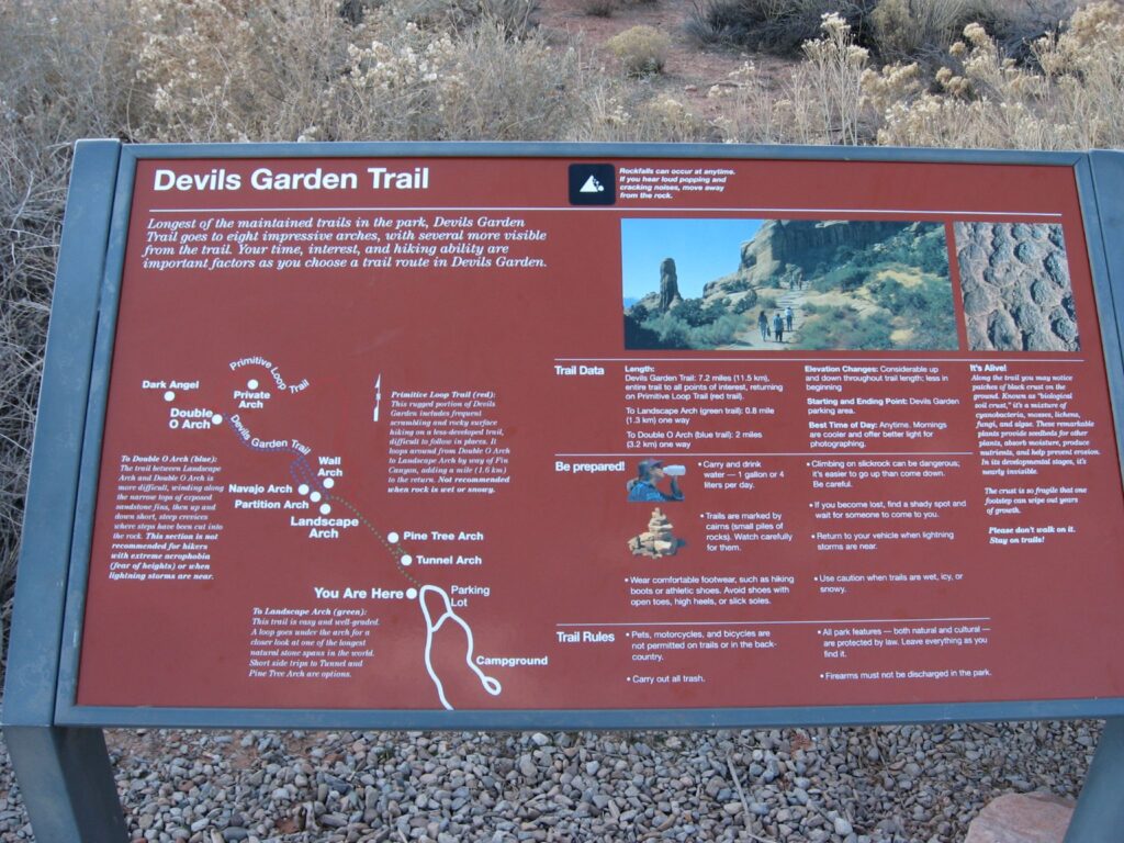 Devil's Garden is an area of Arches National Park, located near Moab, Utah, that features a series of rock fins that have broken out of the earth due to erosion and produce many spectacular views. The Devil's Garden Trail that travels throughout Devil's Garden is just over 7 miles (11 km) long and leads to the Tunnel Arch, Pine Tree Arch, Landscape Arch, Partition Arch, Navajo Arch, Double O Arch, Dark Angel monolith, Private Arch and Fin Canyon. Wall Arch, before its collapse in 2008, was also located here. Black Arch is visible as a dark outline from the main trail and can be reached on an unmarked sidetrack. The trailhead is at the end of the main road in Arches National Park. A campground and amphitheater are also available at the site.