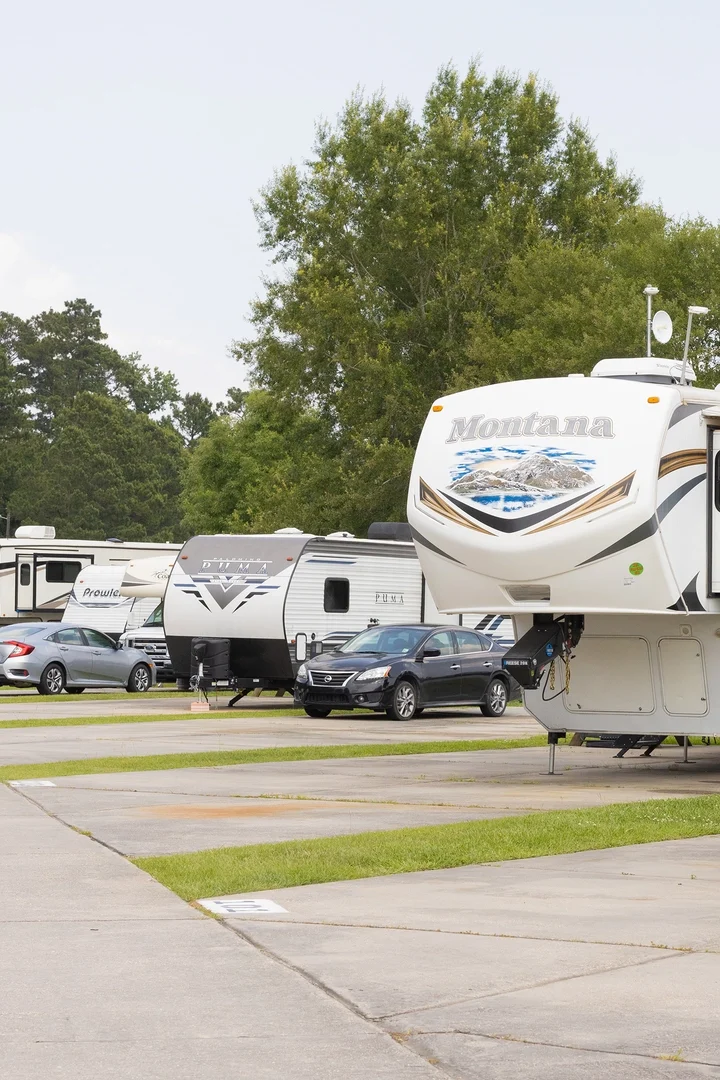 Premium RV sites at Lakeside RV Resort