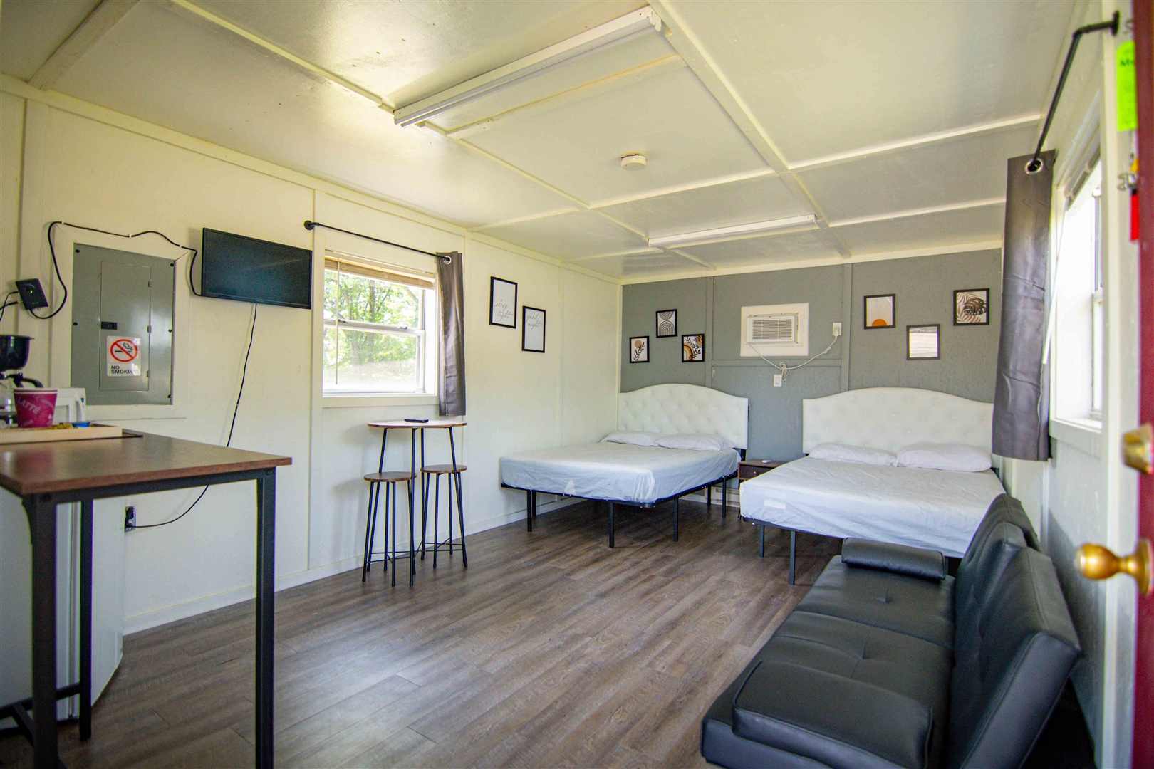Pet-Friendly RV Parks Near Clarksville, TN