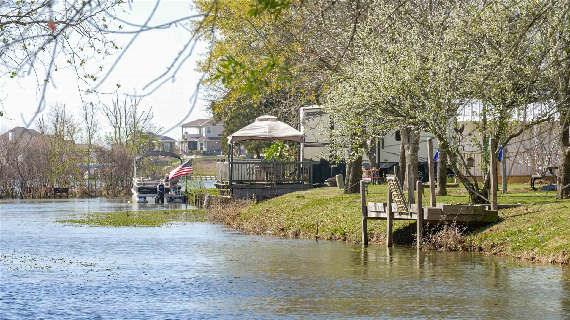 Big Rig Friendly RV Parks Near Willis, TX