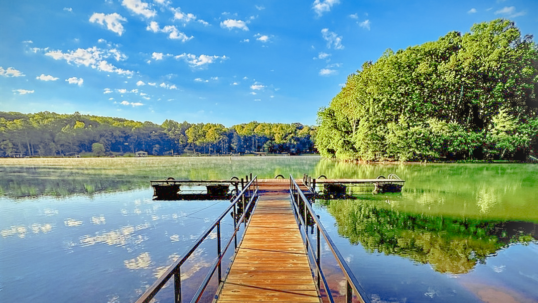 Waterfront RV sites and lake access at The Point at Lake Hartwell in Townville, South Carolina